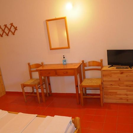 Chalikias Rooms Asprogerakata Exterior foto